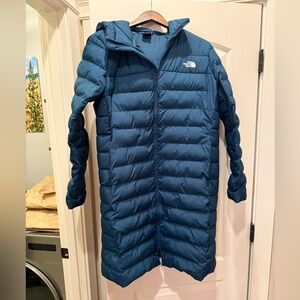 Women’s northface Aconcagua Parka. Midnight Petrol. Size XL